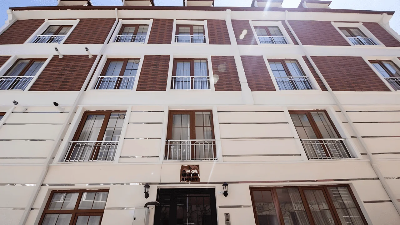 Aral Erkek Apart Eskişehir